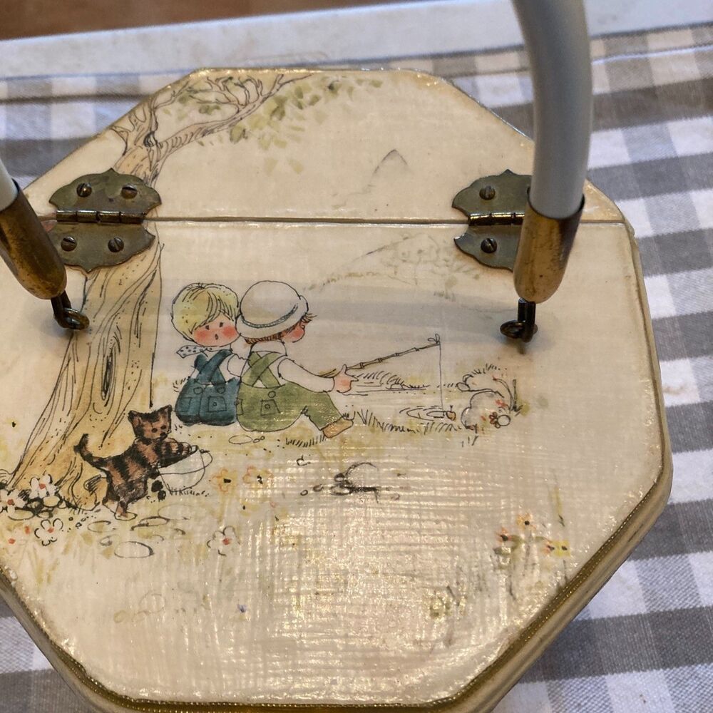 Vtg Judith MerriL Wood Purse Decoupage Children Playing 60's Prothrombin Style - Picture 10 of 12